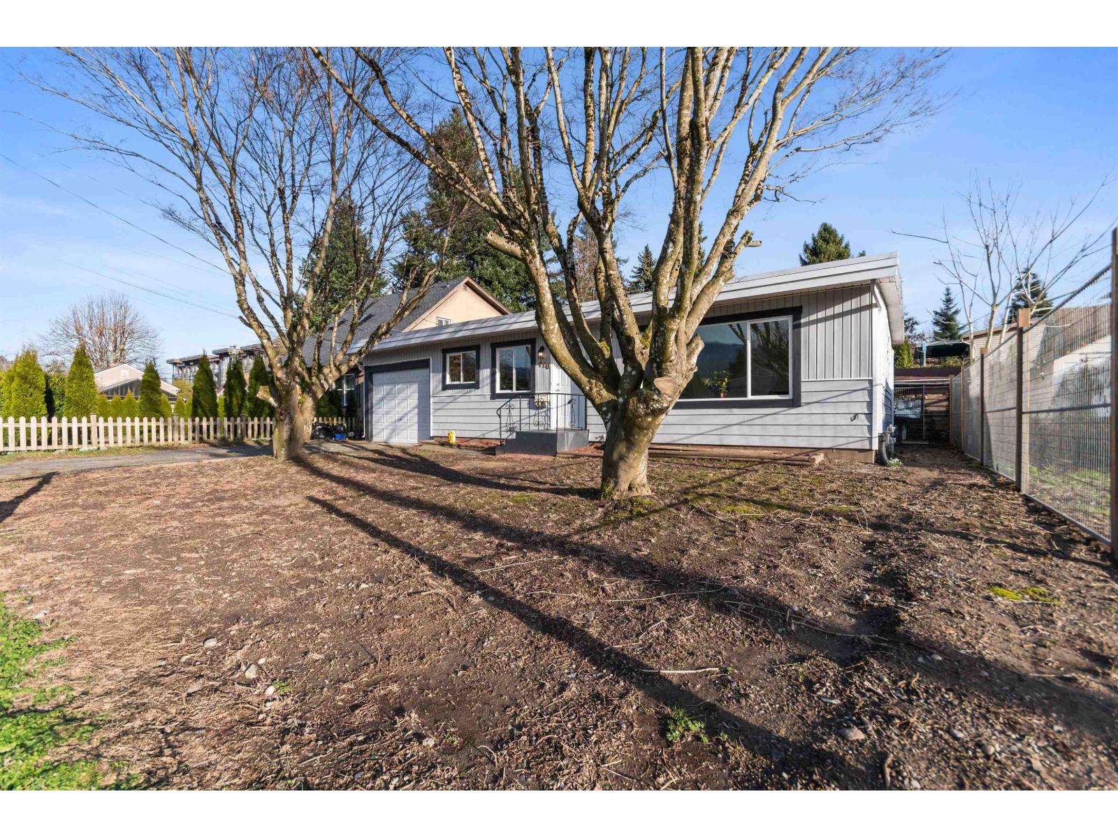 9410 CORBOULD STREET, Chilliwack Proper West, Chilliwack