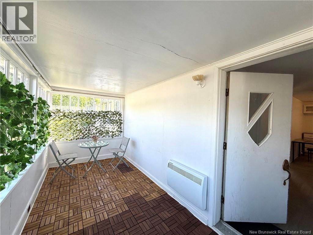 93 39e Avenue - 10