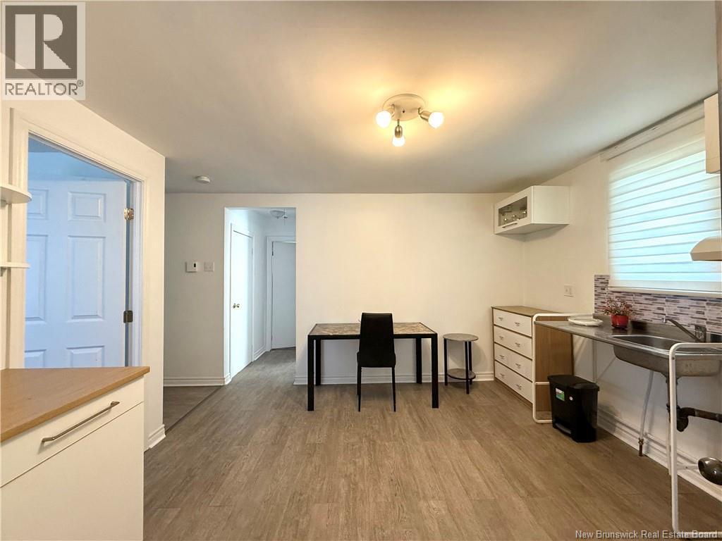 93 39e Avenue - 5