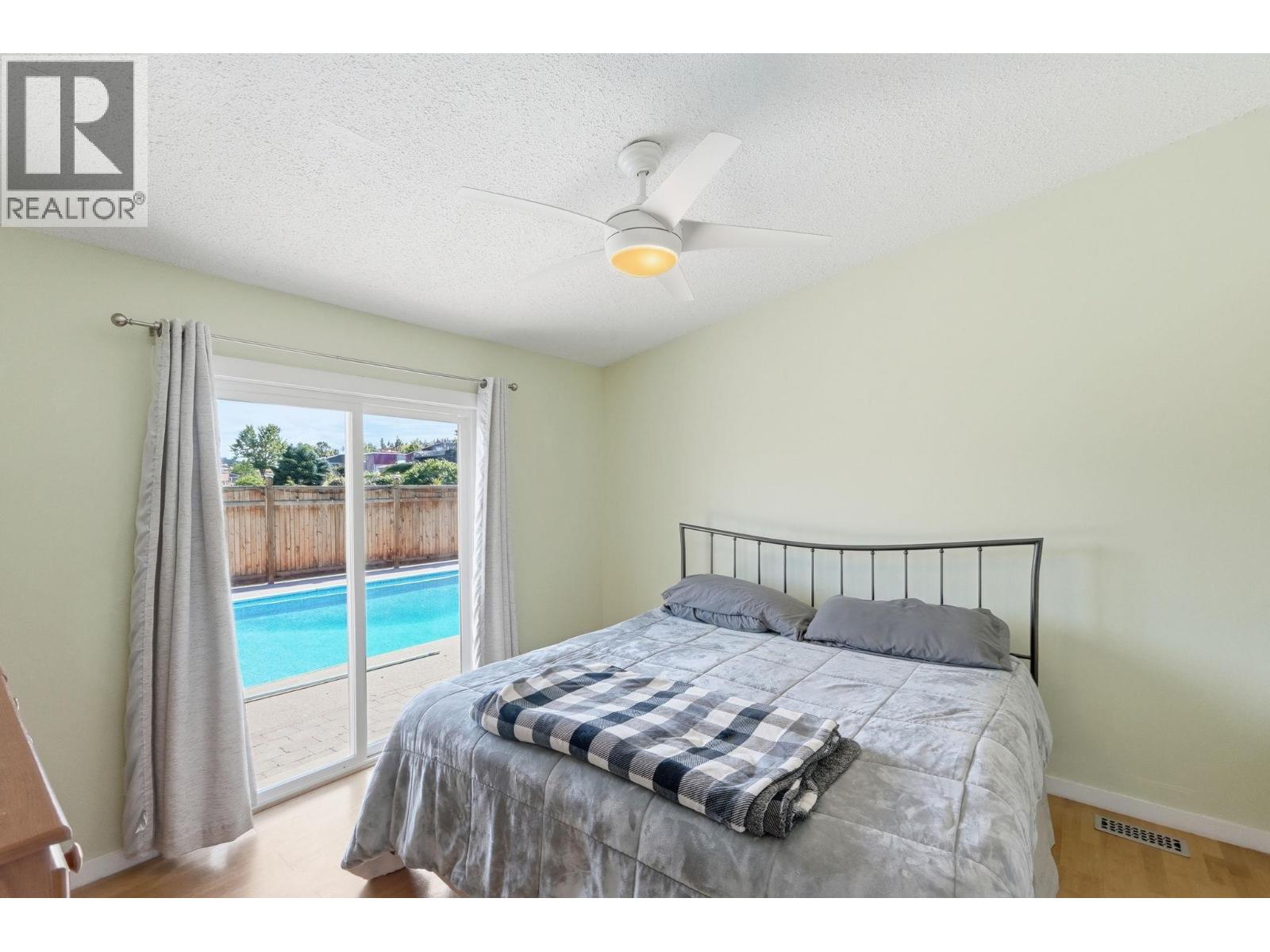 2853 Lower Glenrosa Road - 25