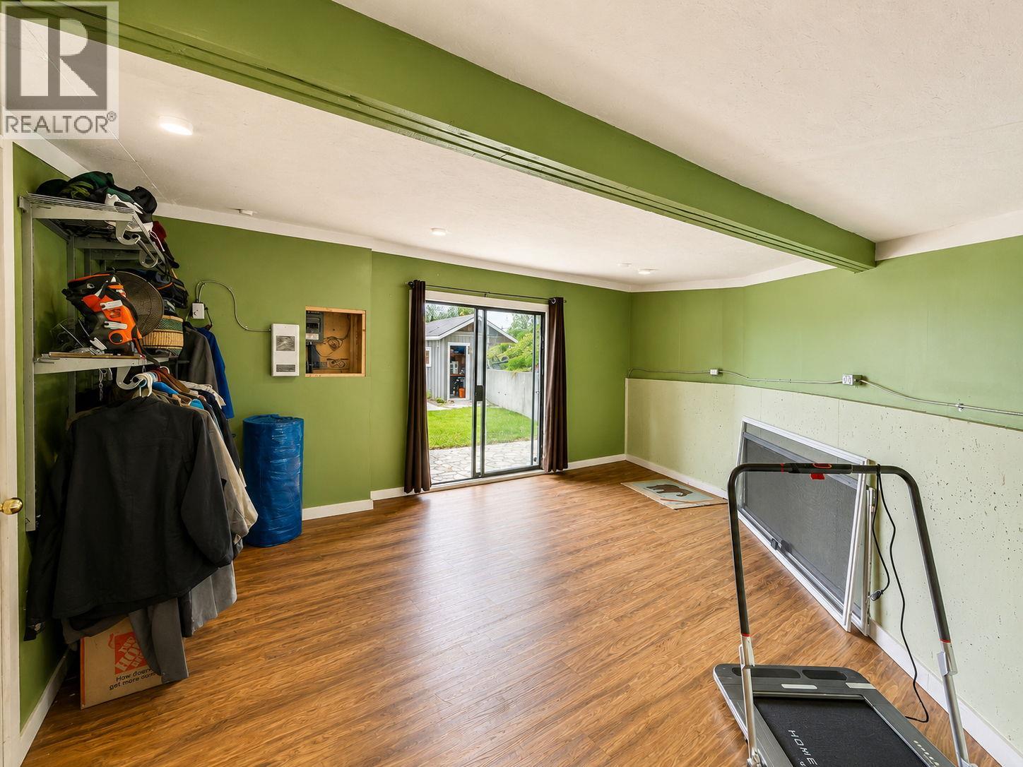 2853 Lower Glenrosa Road - 31