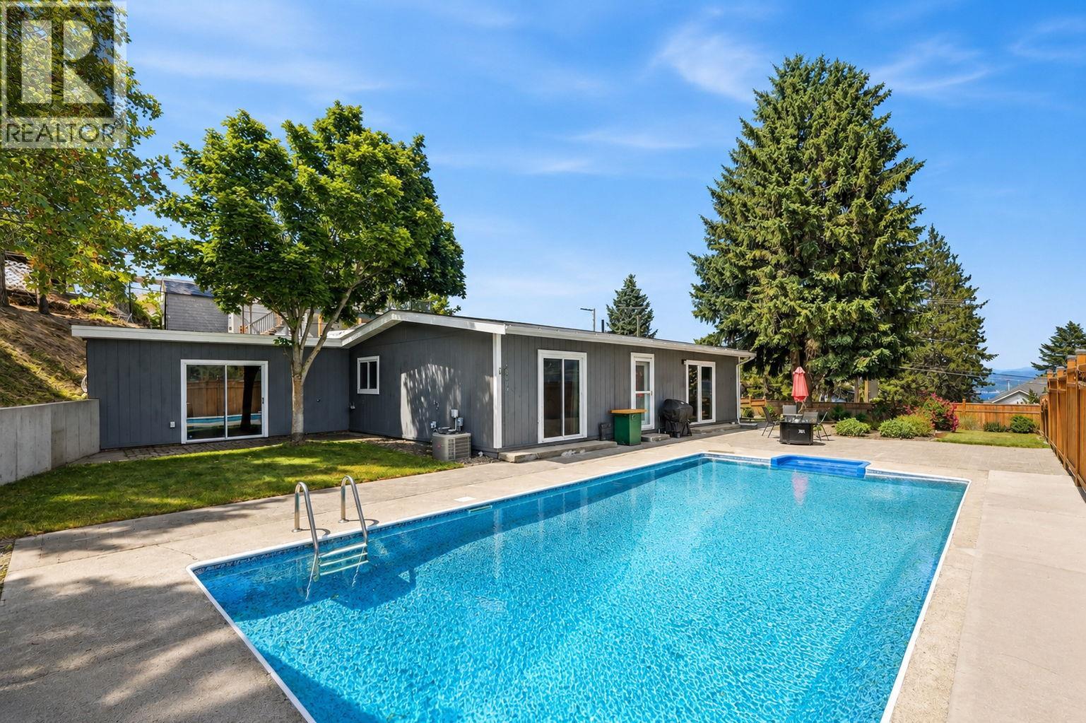 2853 Lower Glenrosa Road - 19