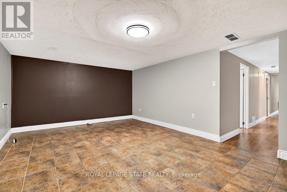 102 BIRCHLAWN DRIVE - 37