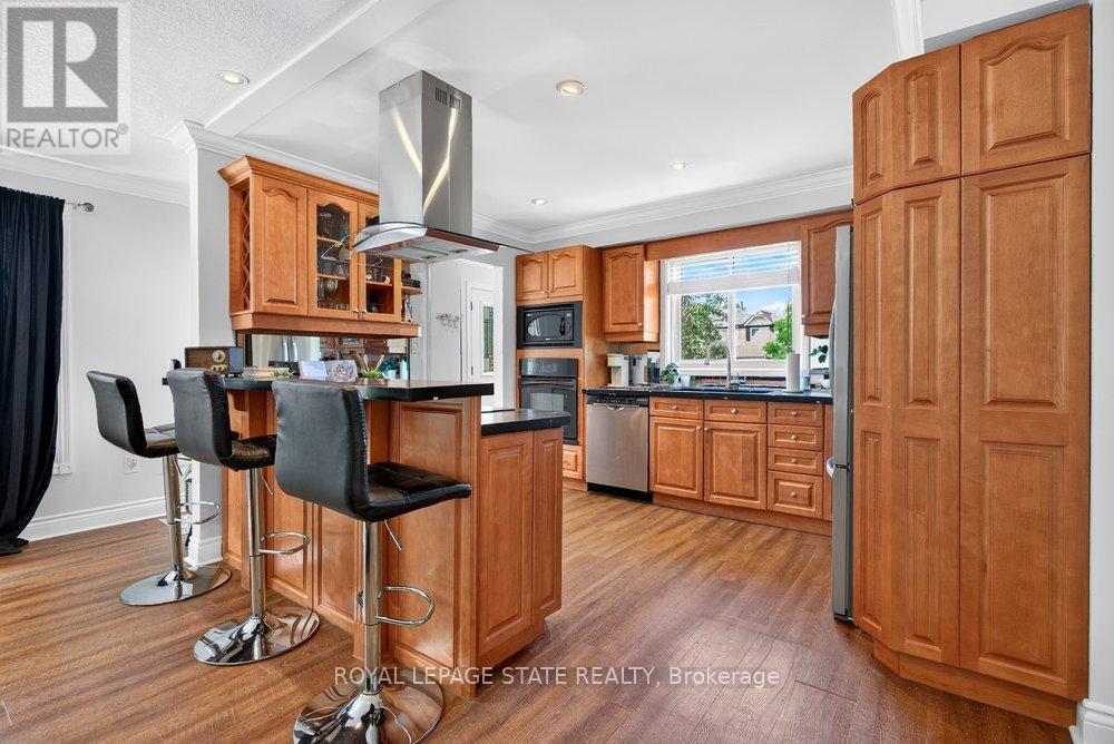 102 BIRCHLAWN DRIVE - 4
