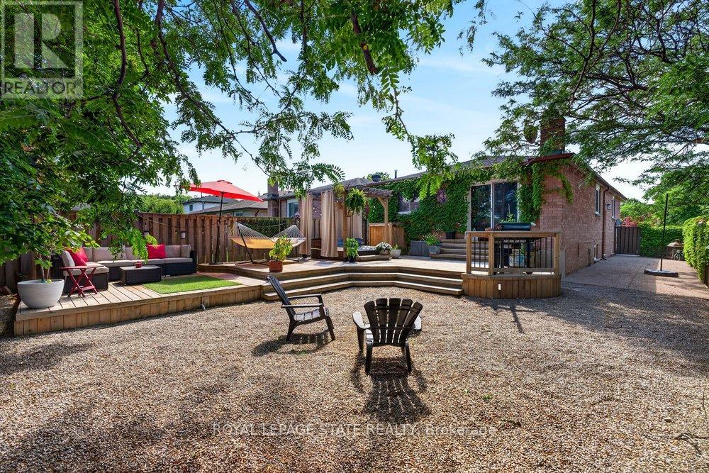 102 BIRCHLAWN DRIVE - 43
