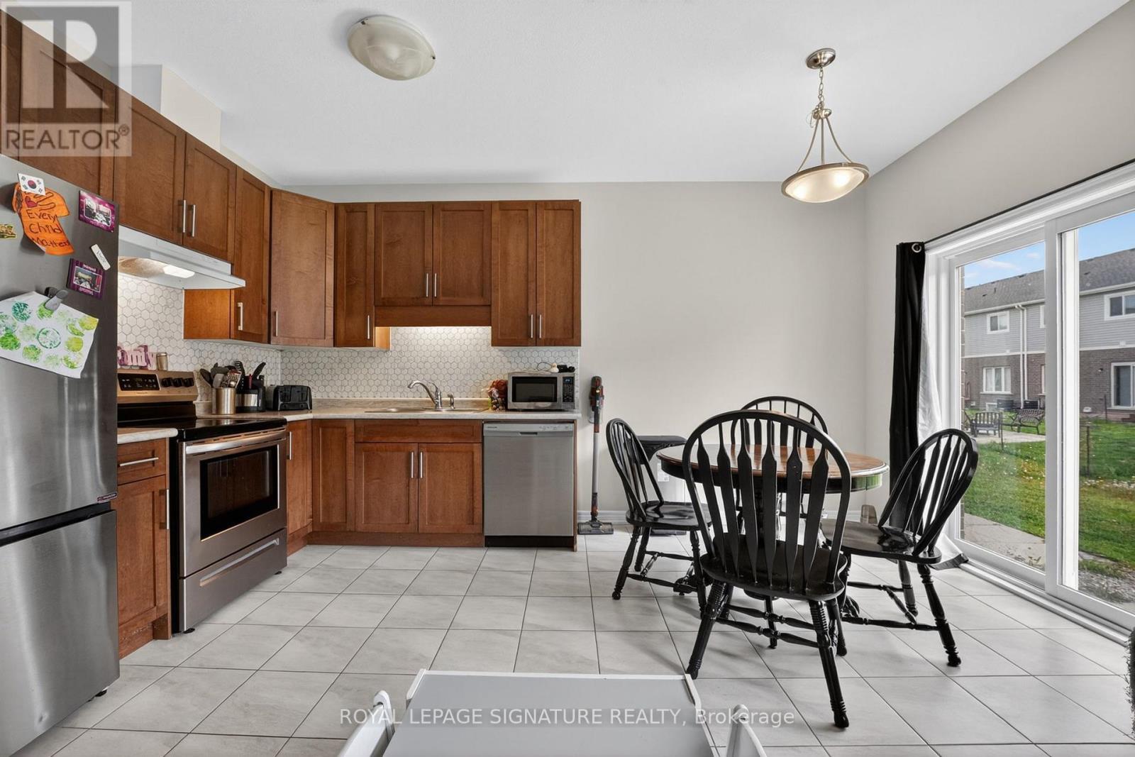 125 SUNFLOWER PLACE - 12