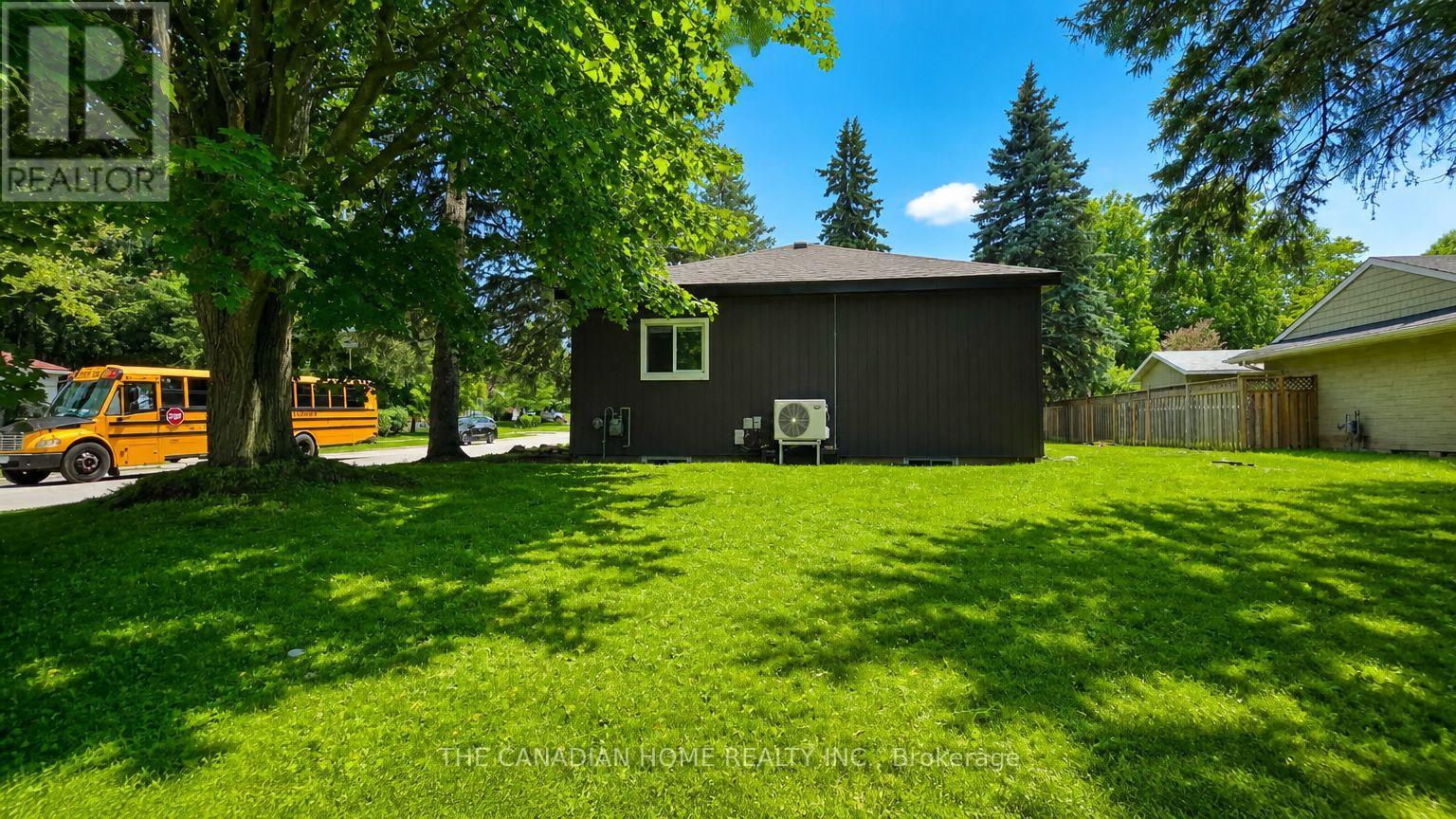 142 WINSTON BOULEVARD - 3