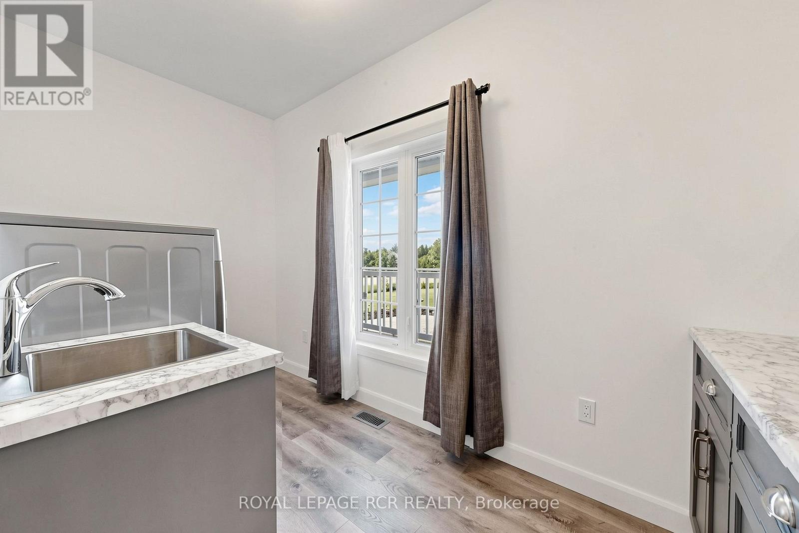 224212 SOUTHGATE RD 22 ROAD - 28