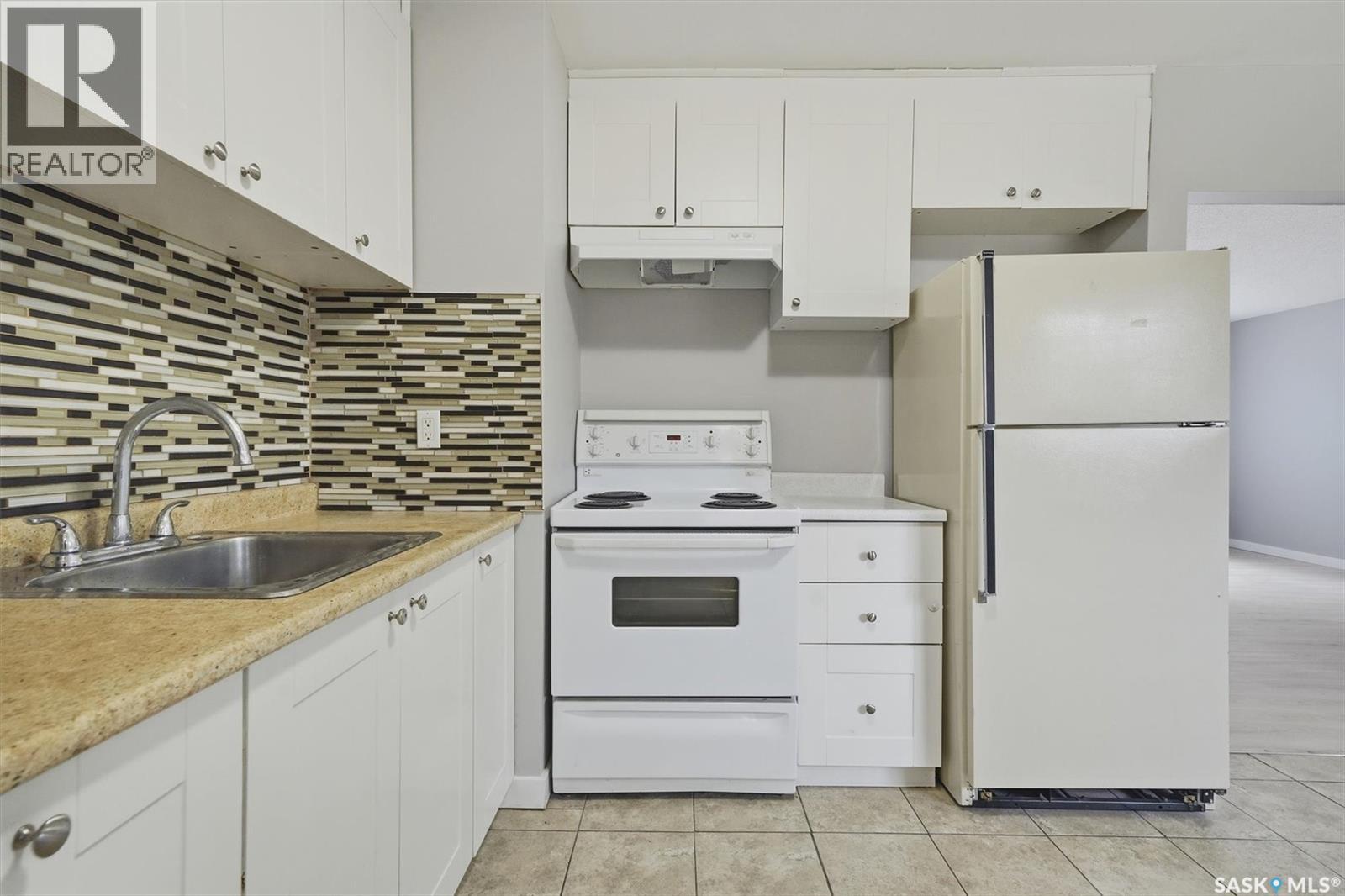 514 V AVENUE S - 10