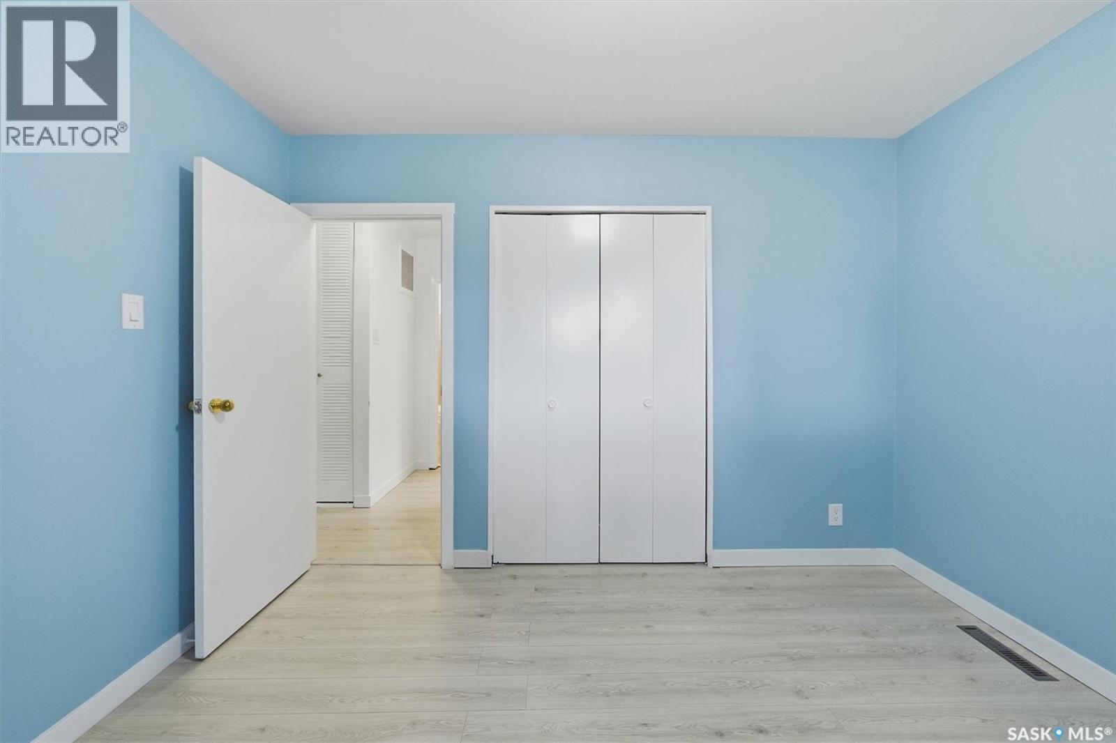 514 V AVENUE S - 32