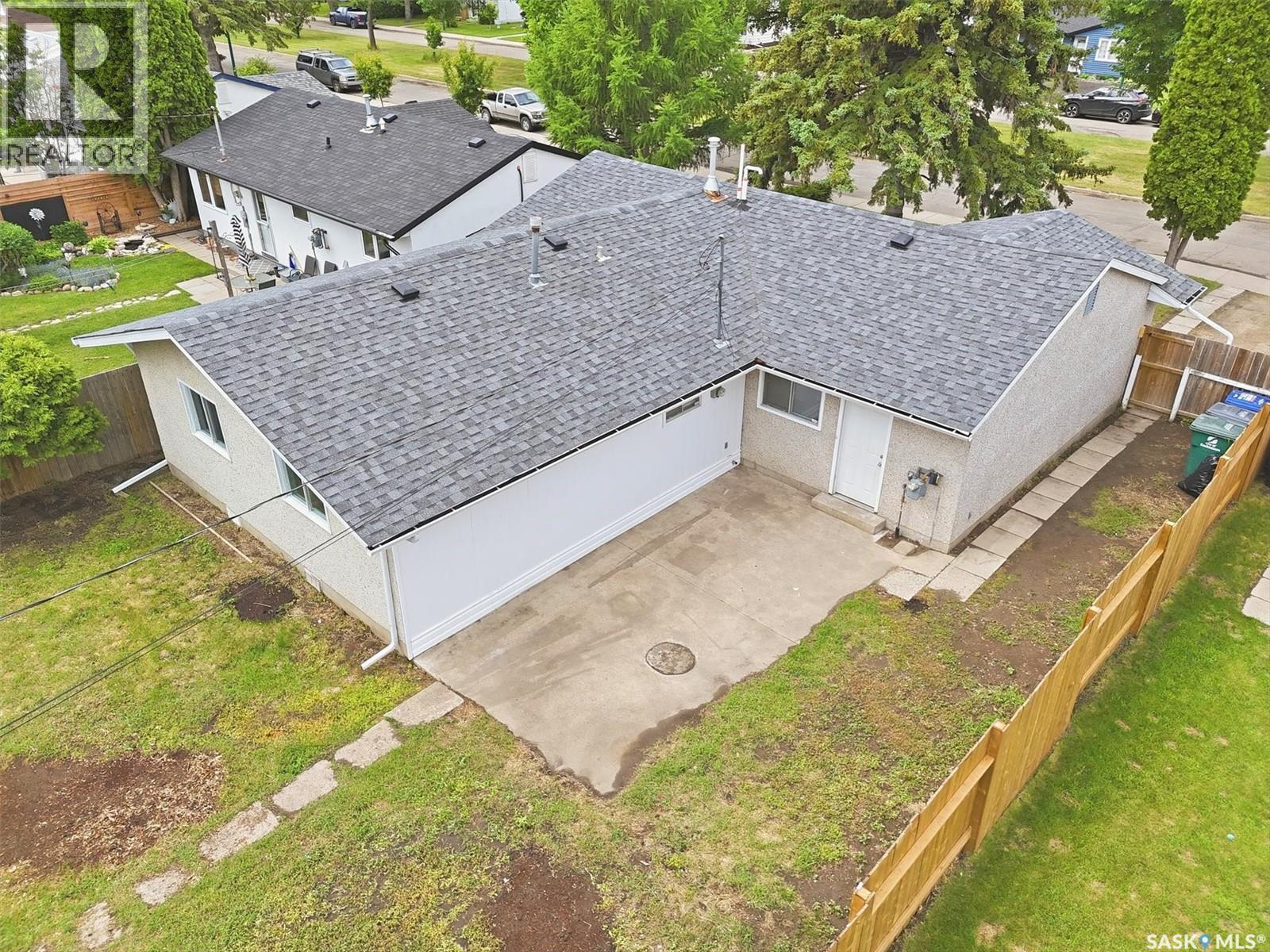 514 V AVENUE S - 39