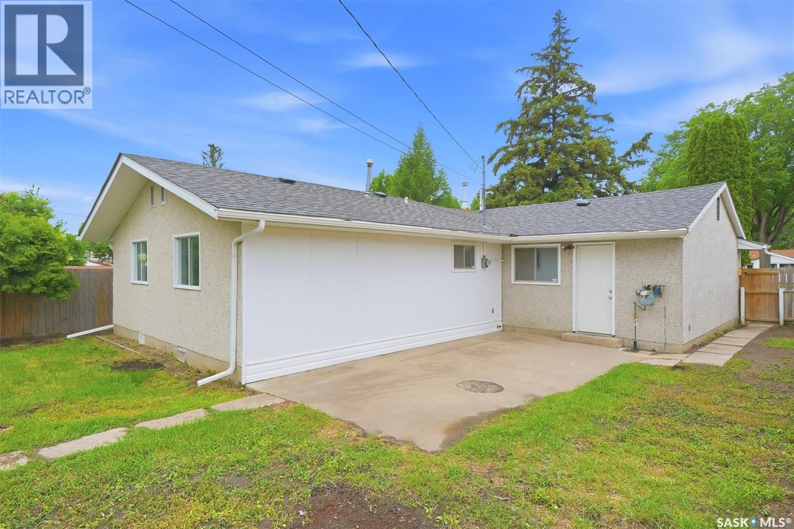 514 V AVENUE S - 40