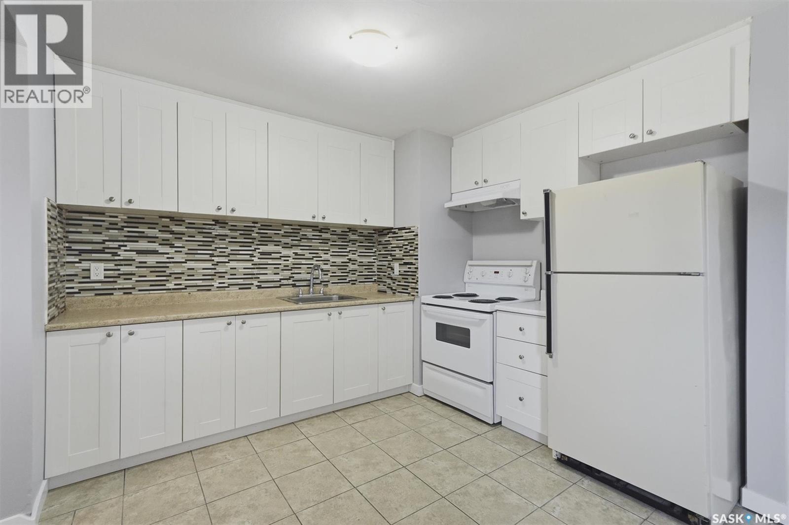 514 V AVENUE S - 8