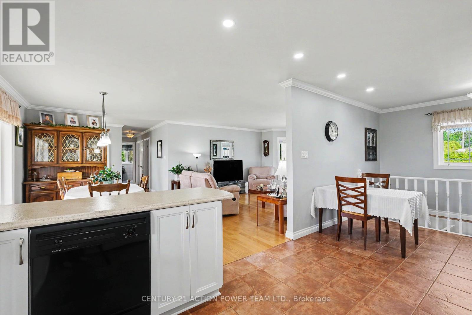 19 CRYSLER STATION ROAD - 10