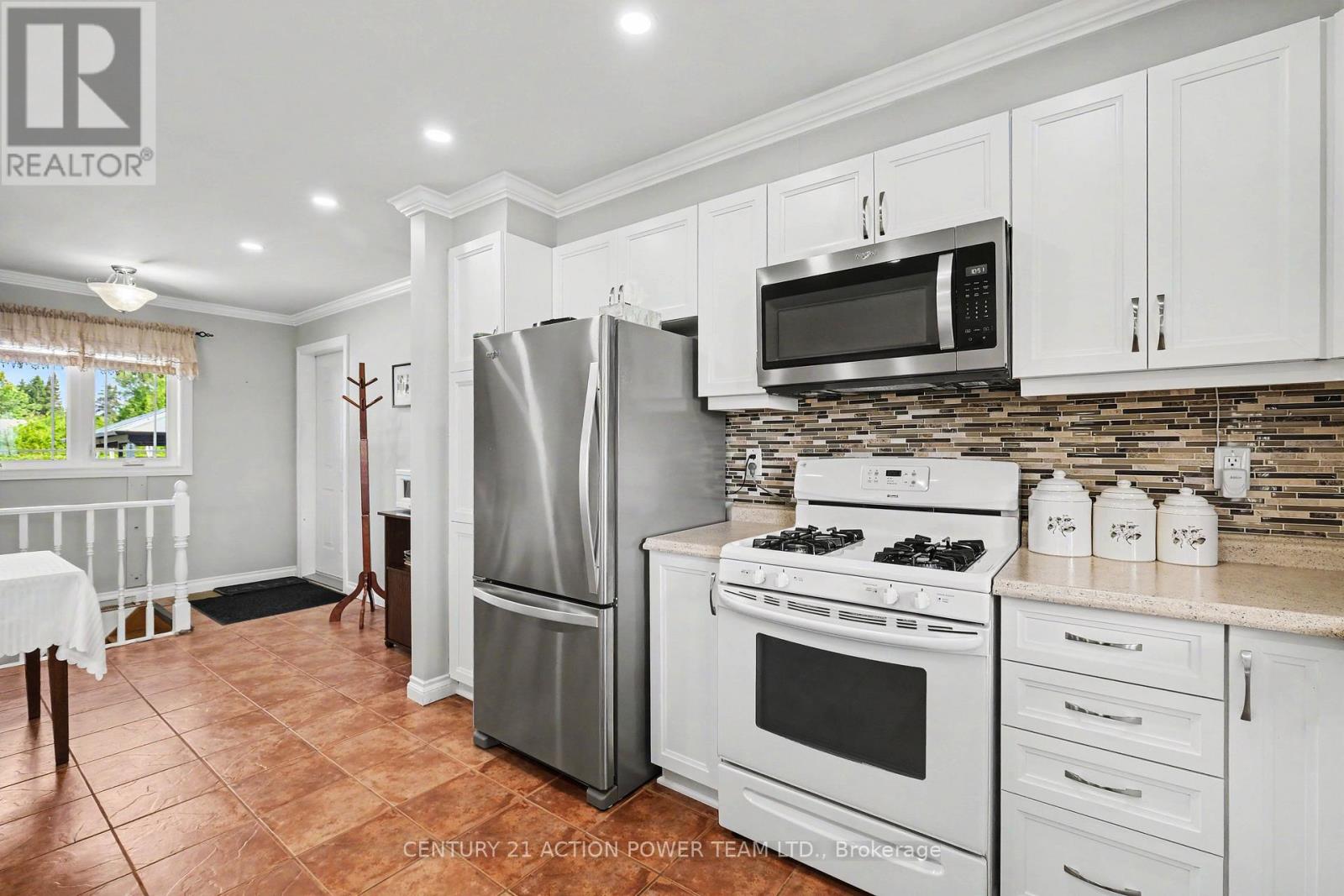 19 CRYSLER STATION ROAD - 9