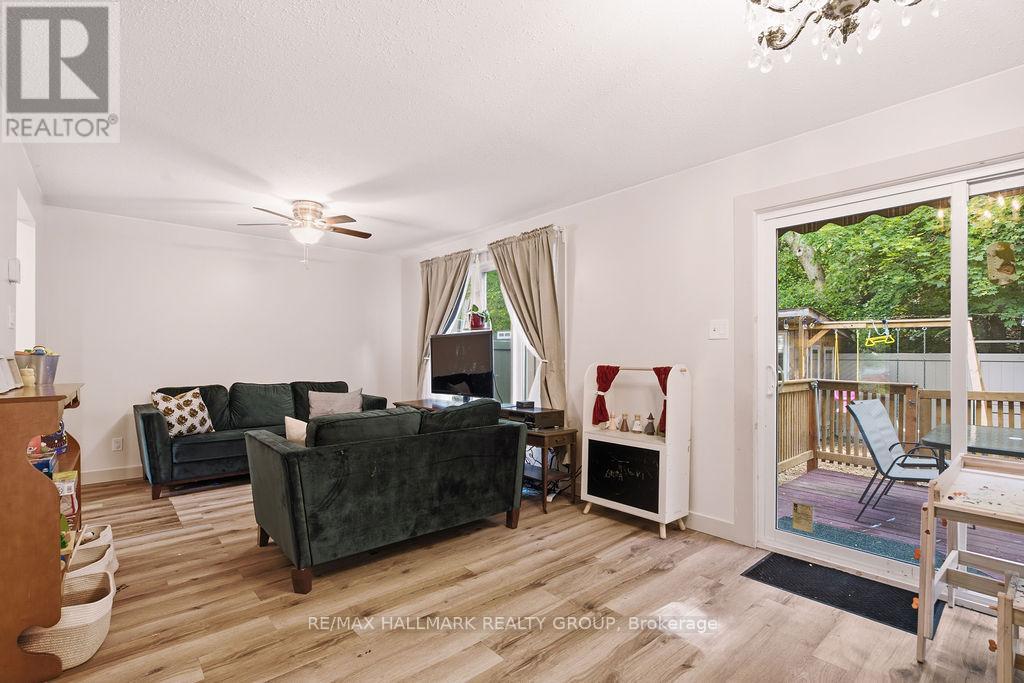 3 Bed, 2 Bath House for Rent in Ottawa – 67 GRADY CRESCENT, Ottawa – MLS# X13484600 - Image 20