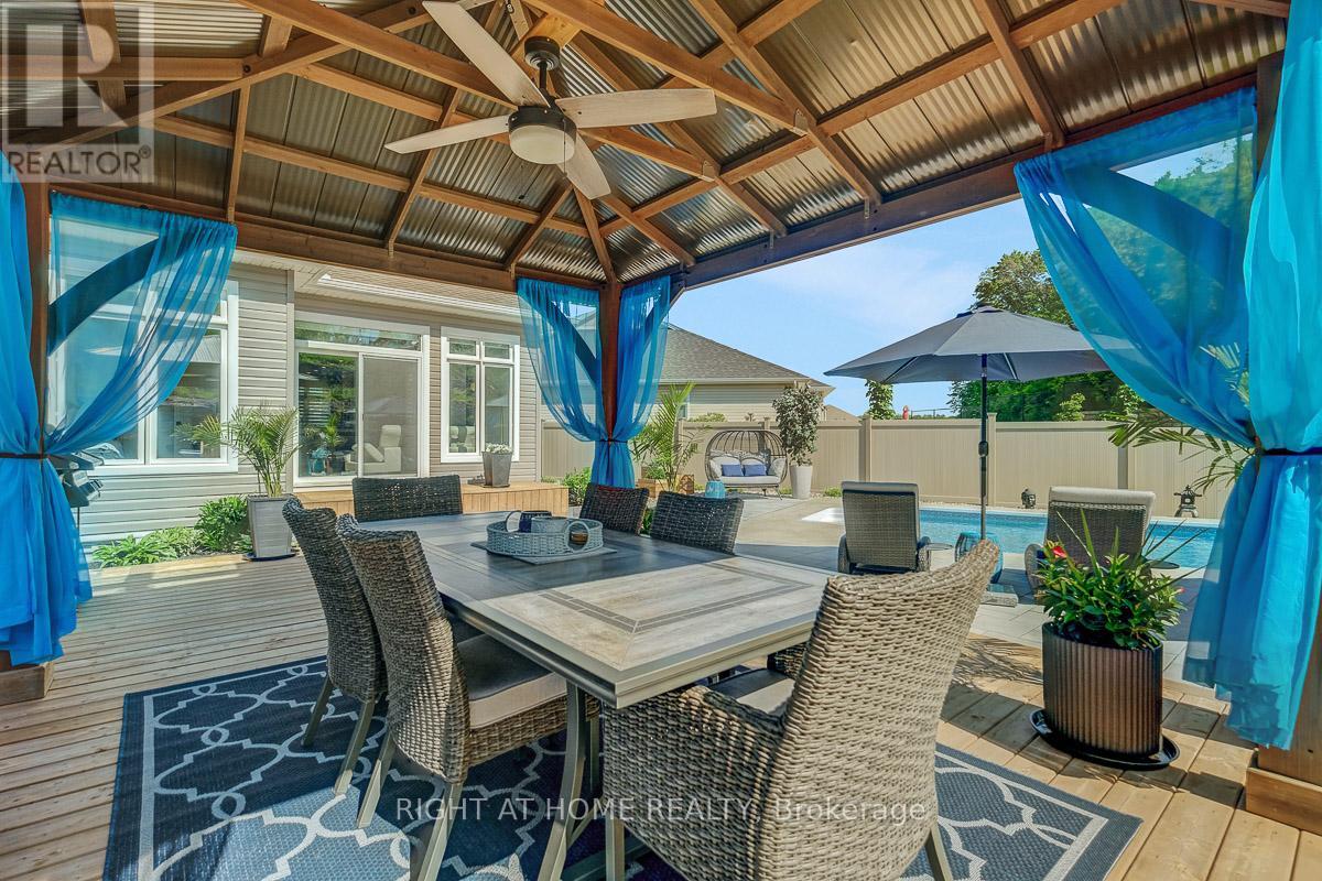 780 KEINOUCHE PLACE - 36