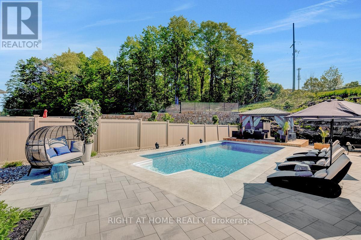 780 KEINOUCHE PLACE - 37