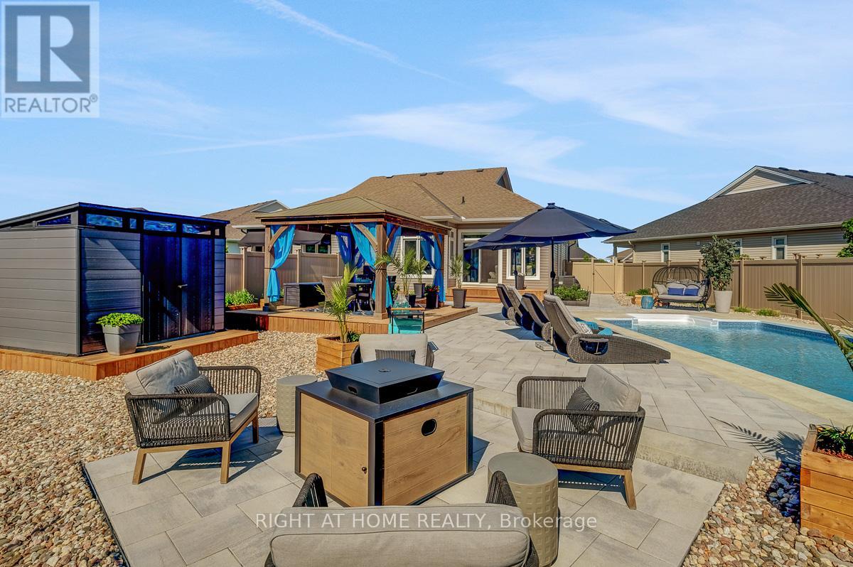 780 KEINOUCHE PLACE - 41