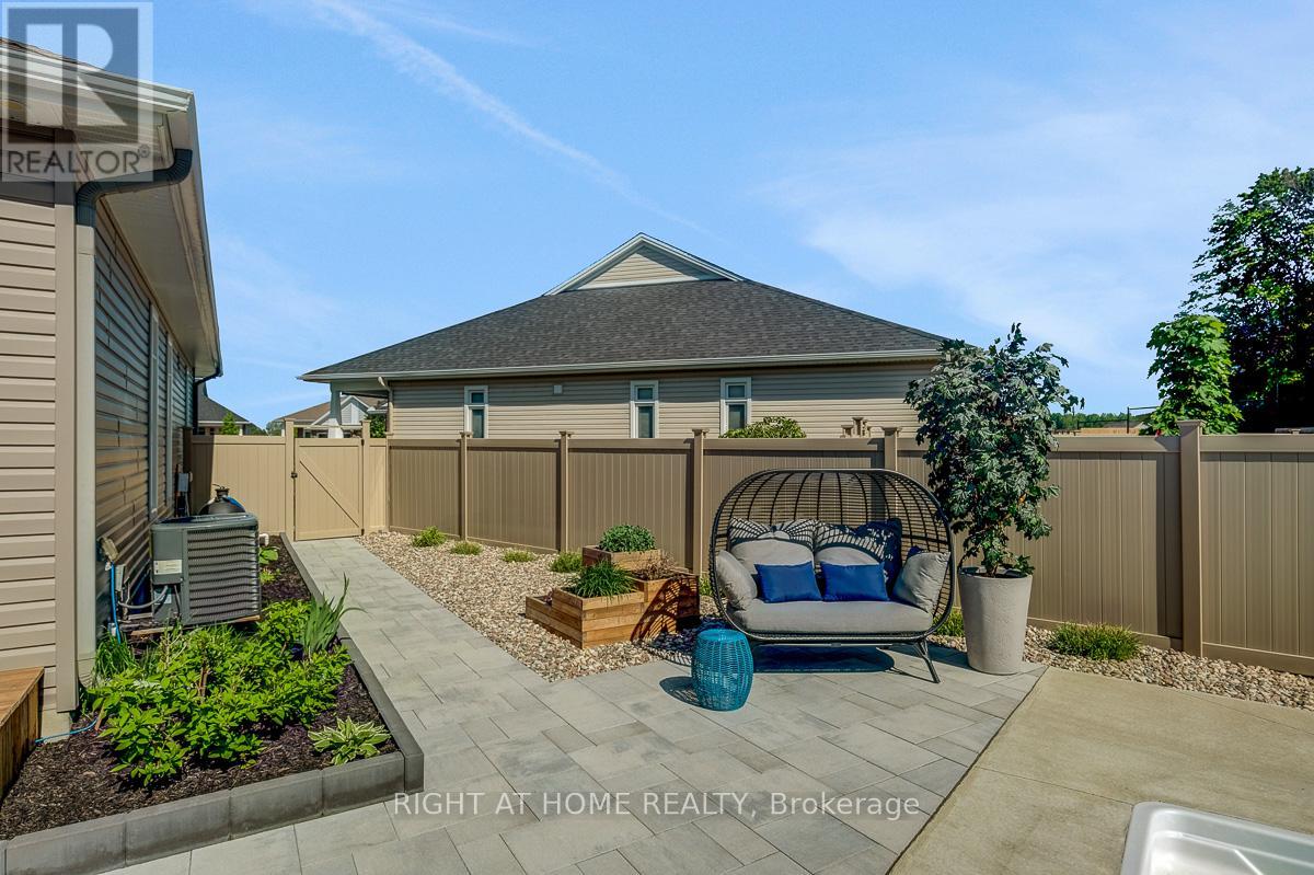 780 KEINOUCHE PLACE - 50