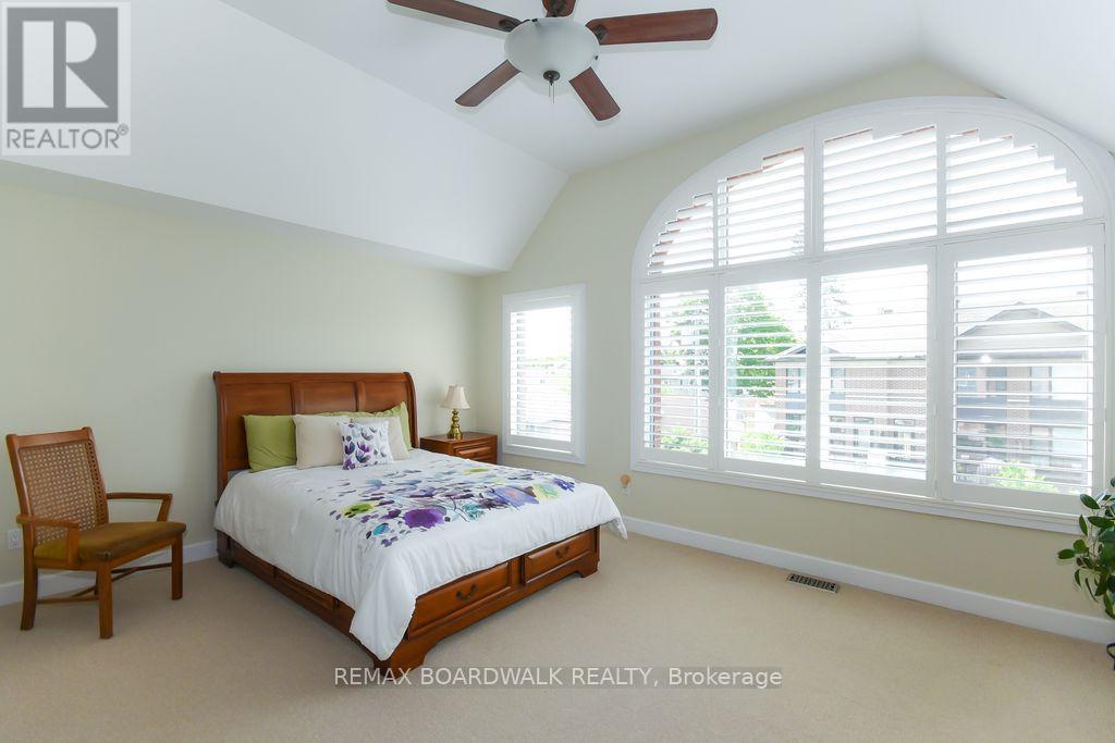 51 DROUIN AVENUE - 28