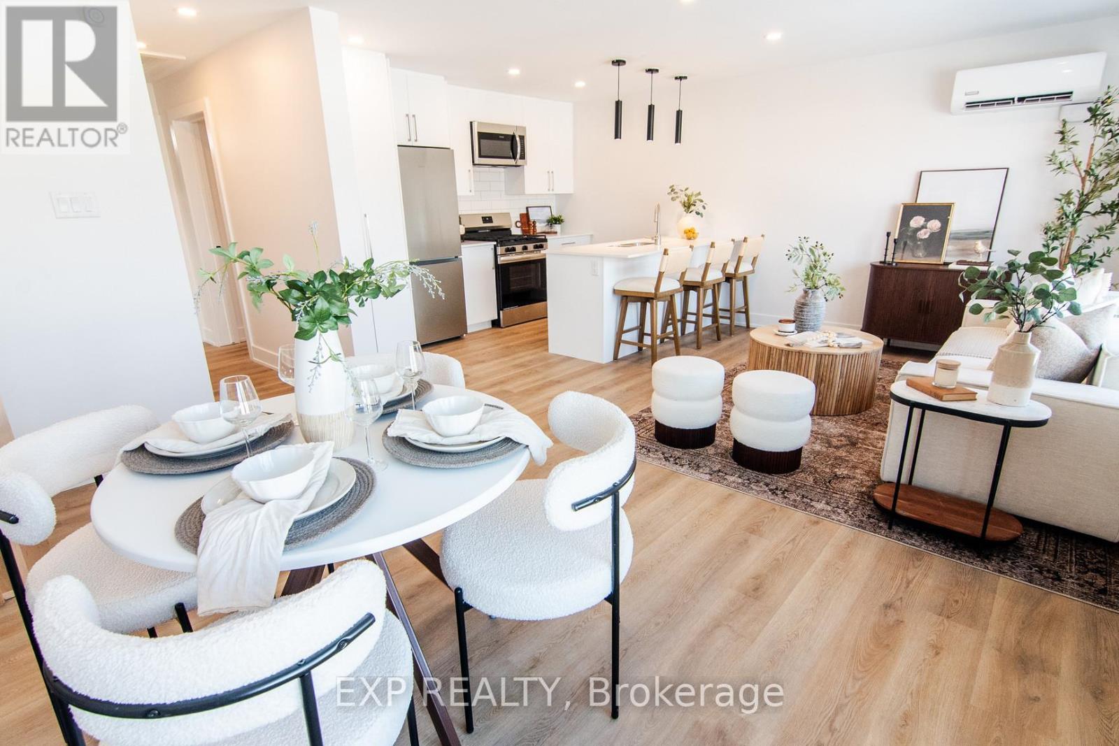 142 YOUNG STREET - 20