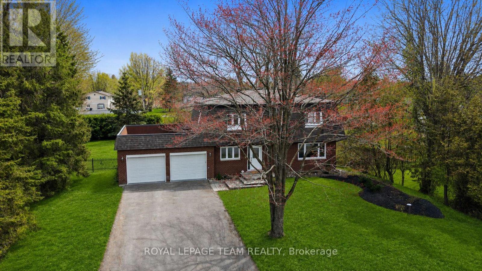 4 Bed, 4 Bath House for Sale in Ottawa – 1081 BOUCHER CRESCENT, Ottawa – MLS# X13462374 - Image 3