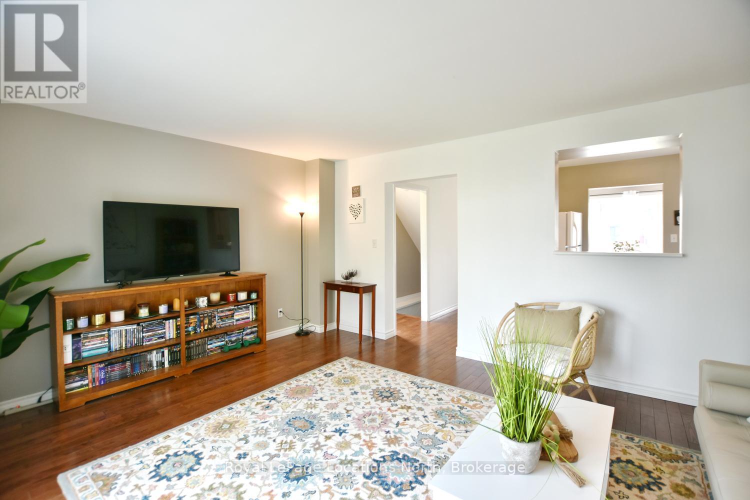 514 TENTH STREET - 33