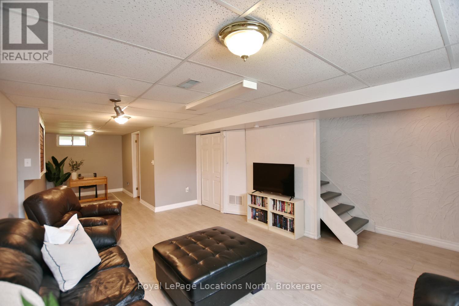 514 TENTH STREET - 44