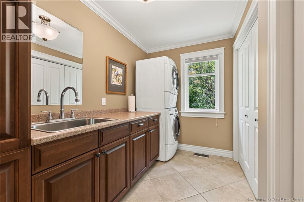 86 Greenwich - 29