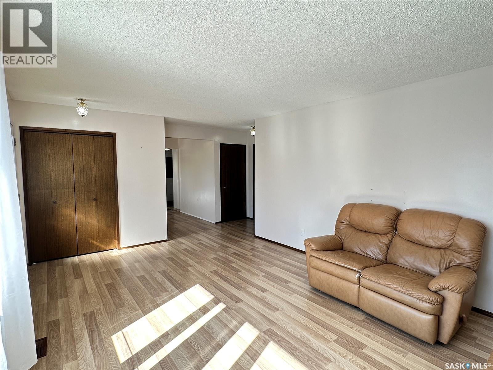 44 Campbell PLACE - 14