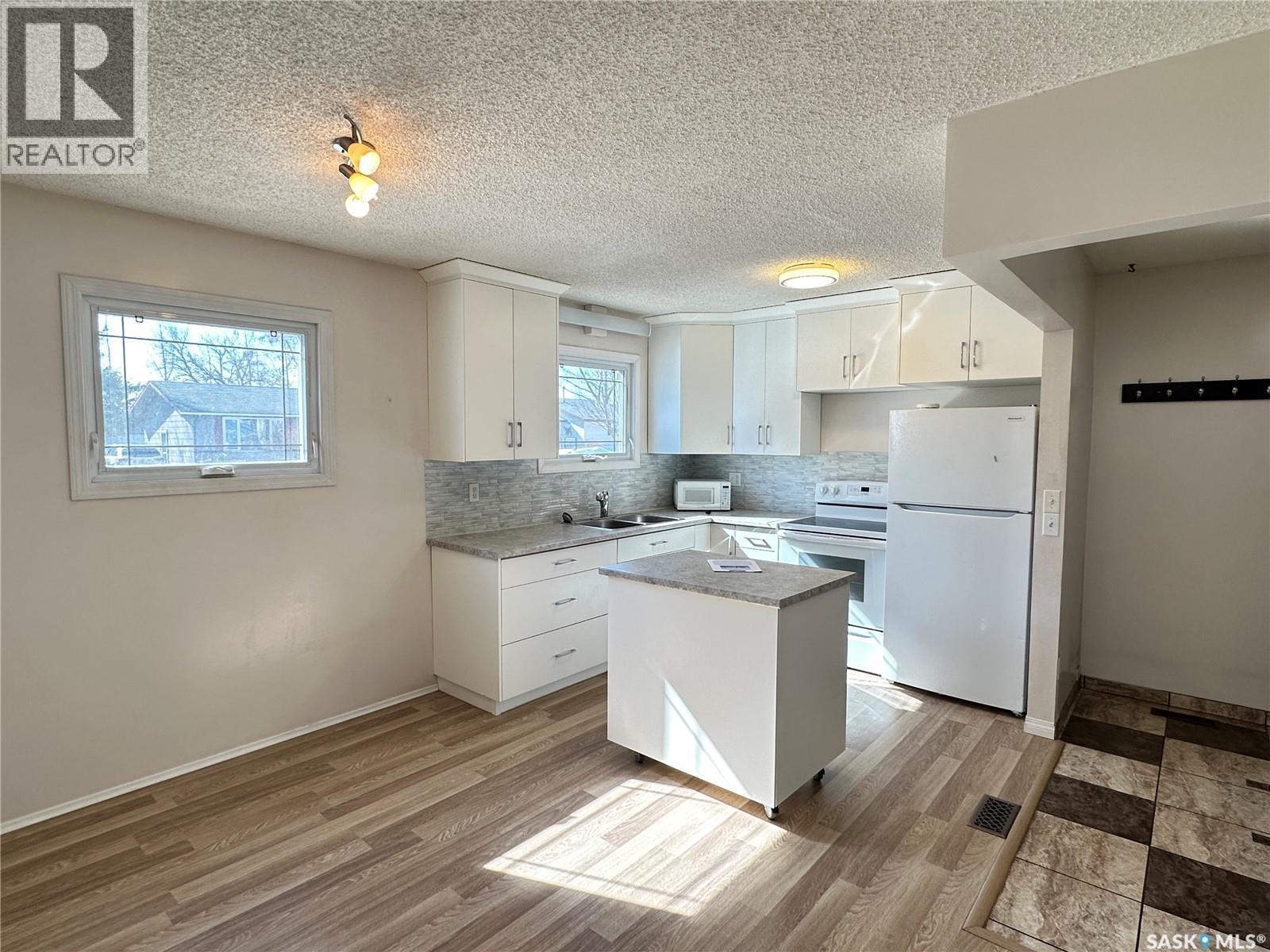 44 Campbell PLACE - 7