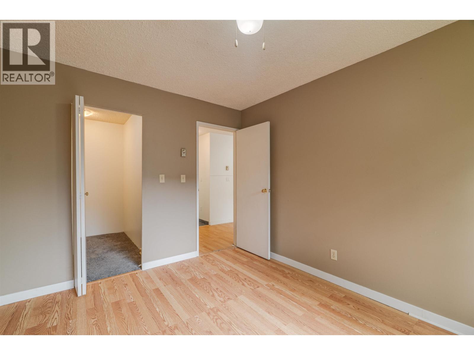 304 1948 COQUITLAM AVENUE, Port Coquitlam