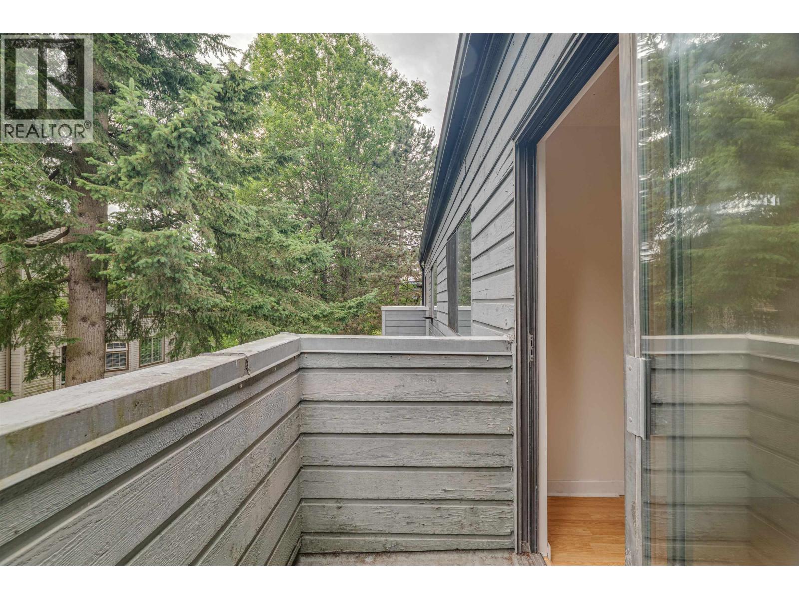 304 1948 COQUITLAM AVENUE, Port Coquitlam