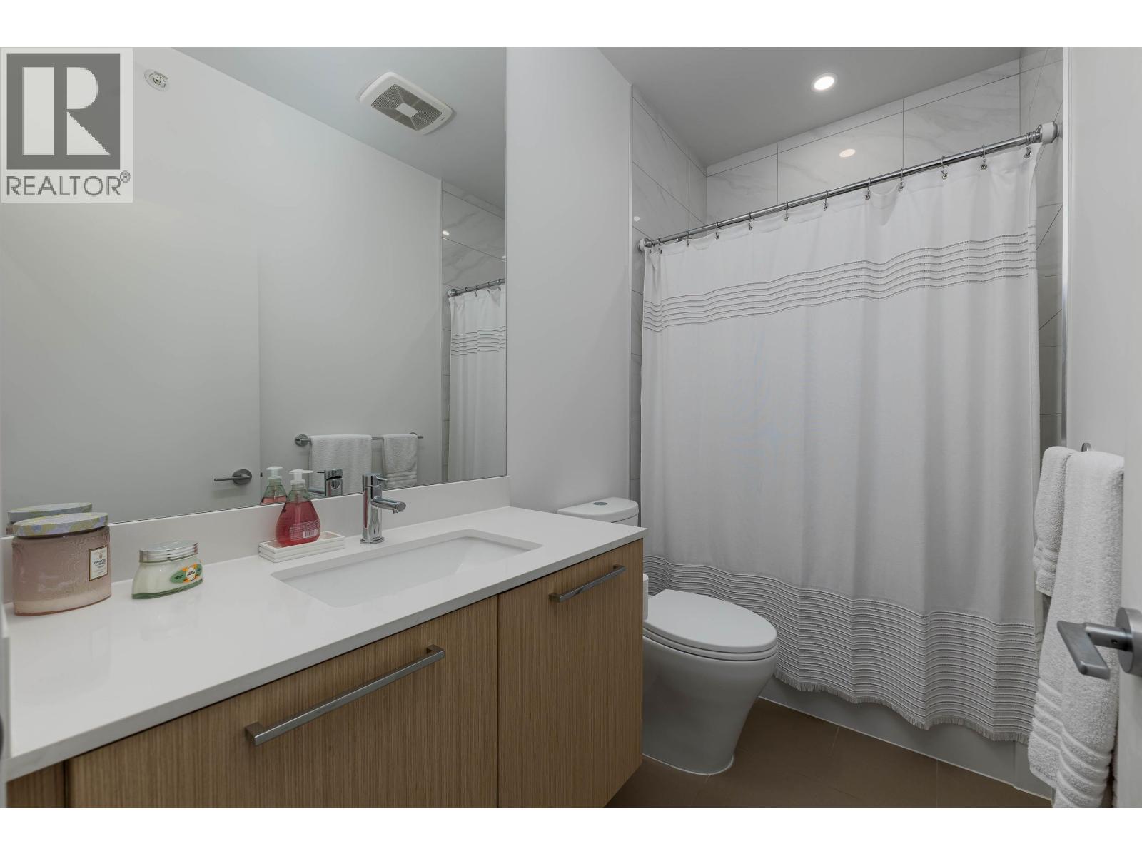 17 602 LILE DRIVE, North Vancouver