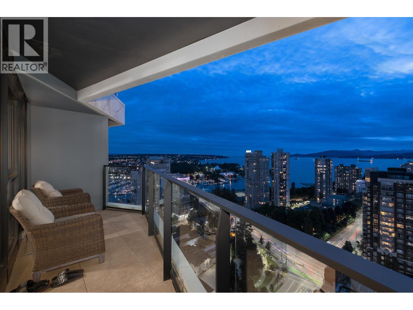 2404 889 PACIFIC STREET, Vancouver