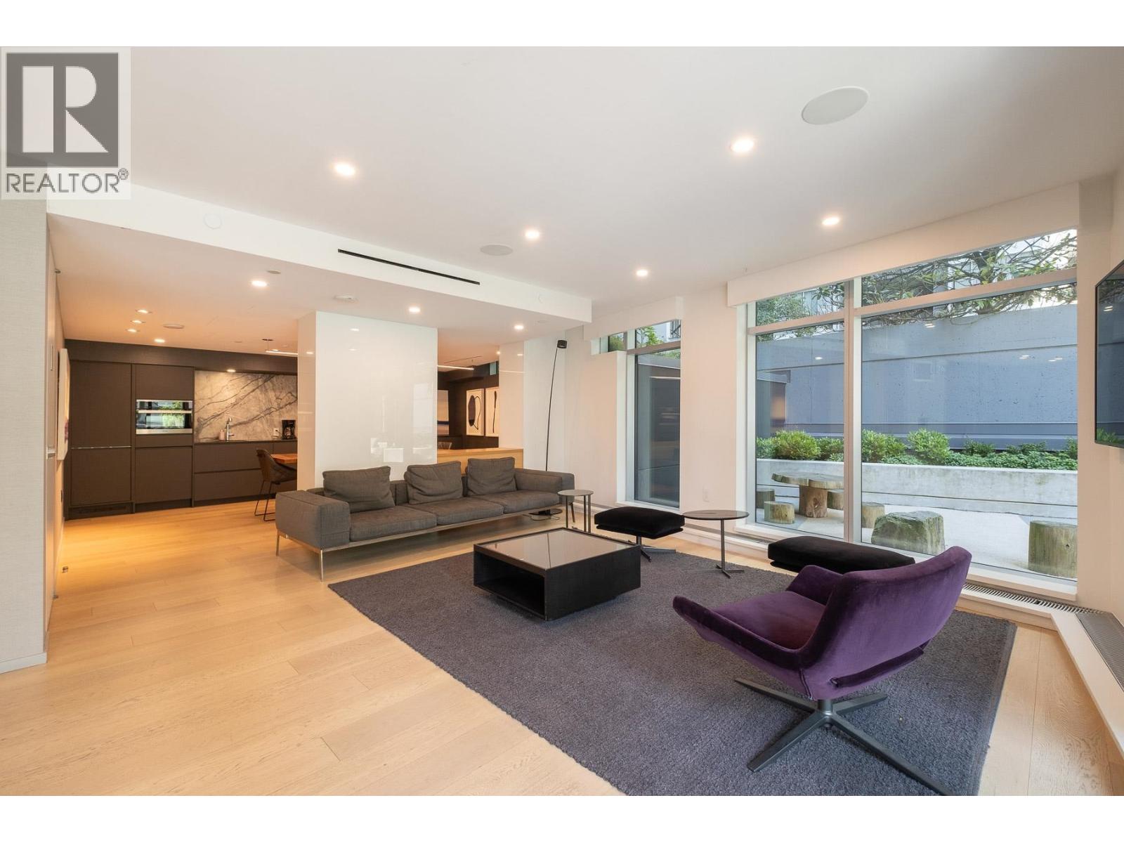 2404 889 PACIFIC STREET, Vancouver