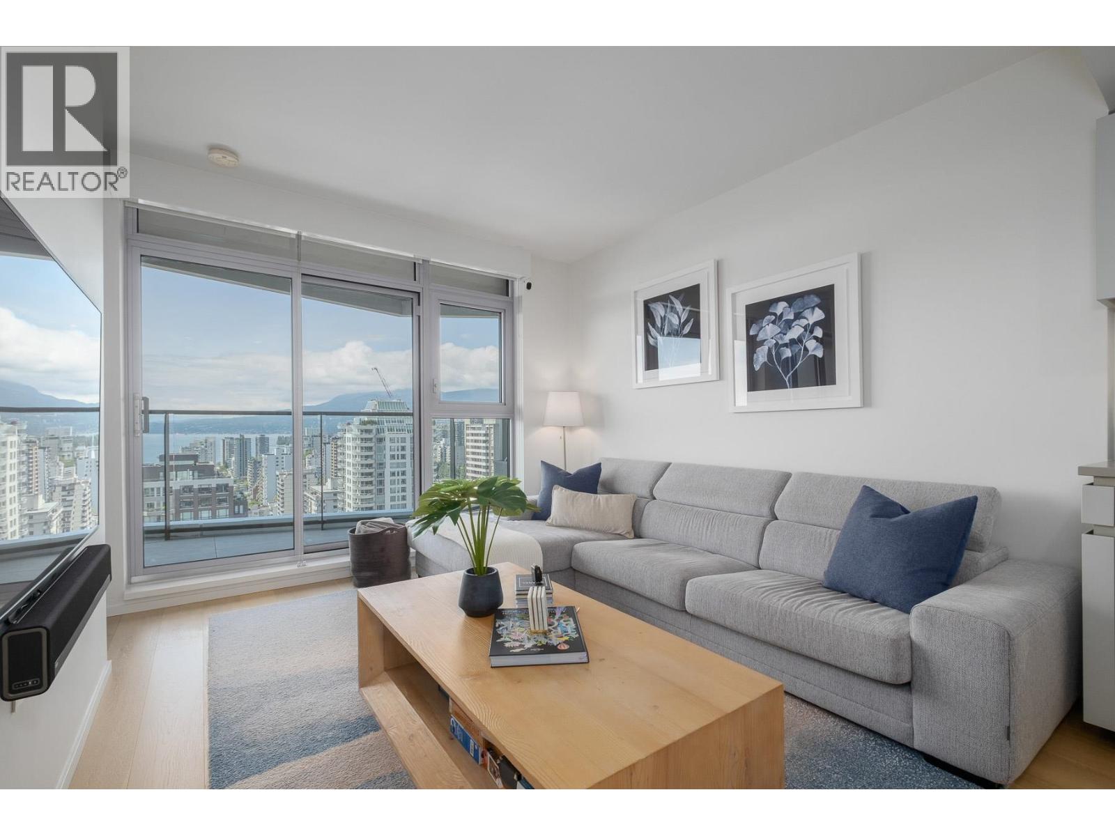 2404 889 PACIFIC STREET, Vancouver