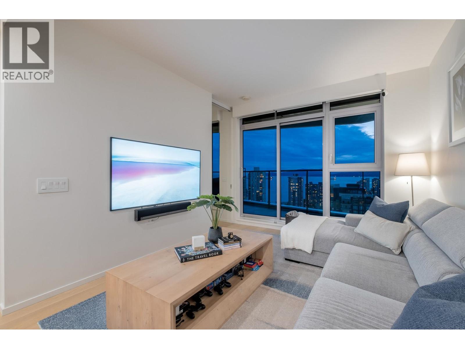 2404 889 PACIFIC STREET, Vancouver