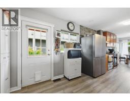 Laundry room - 430 Davis Rd, Ladysmith, BC V9G1V5 Photo 11