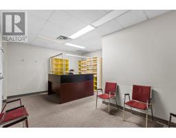 Unit 218 - 1 Paton Street thumbnail 4