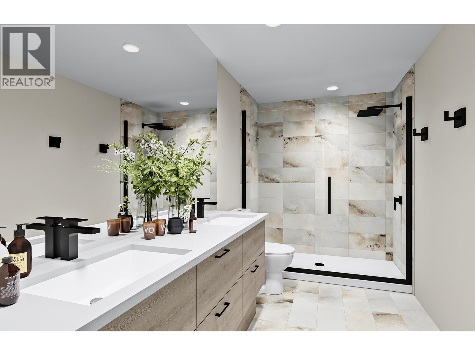 #402 647 Clement Avenue - 5