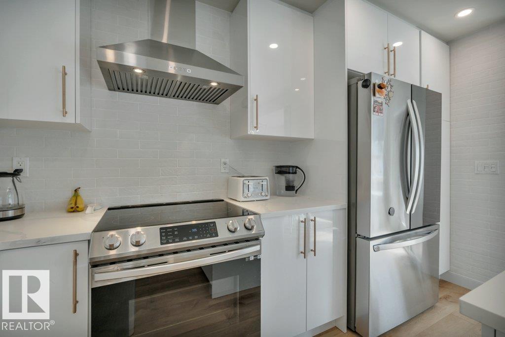 #12 1720 GARNETT PT NW - 13