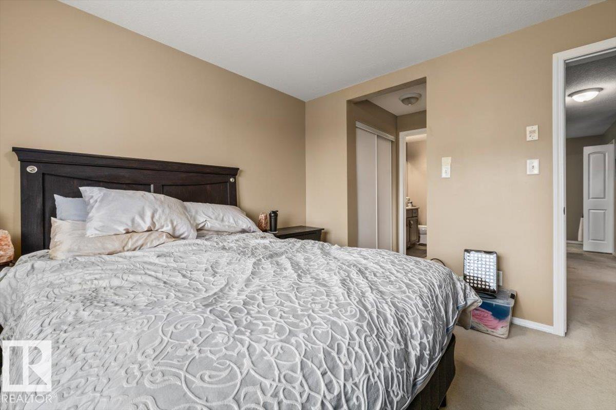 #245 50 WOODSMERE - 20