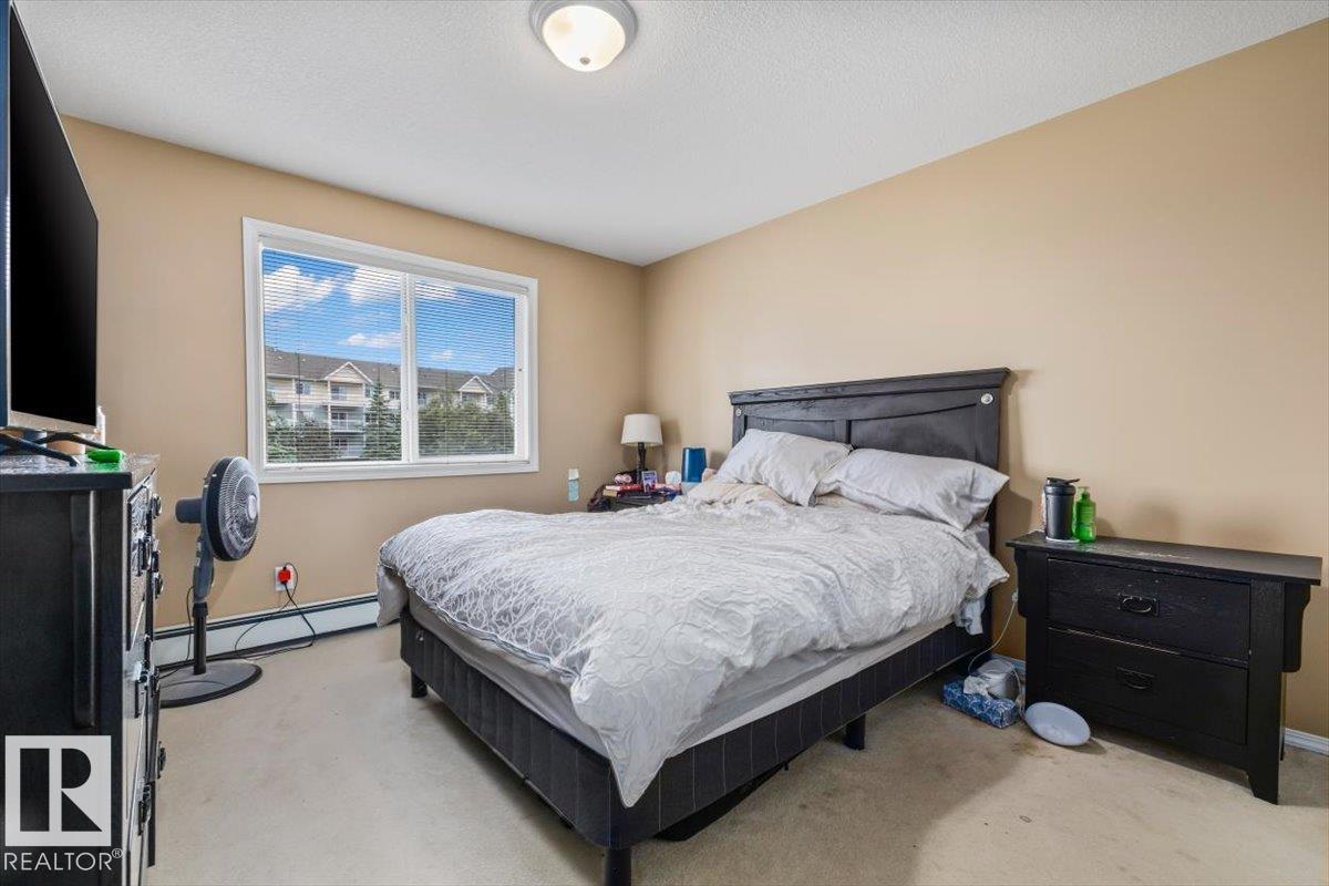 #245 50 WOODSMERE - 21
