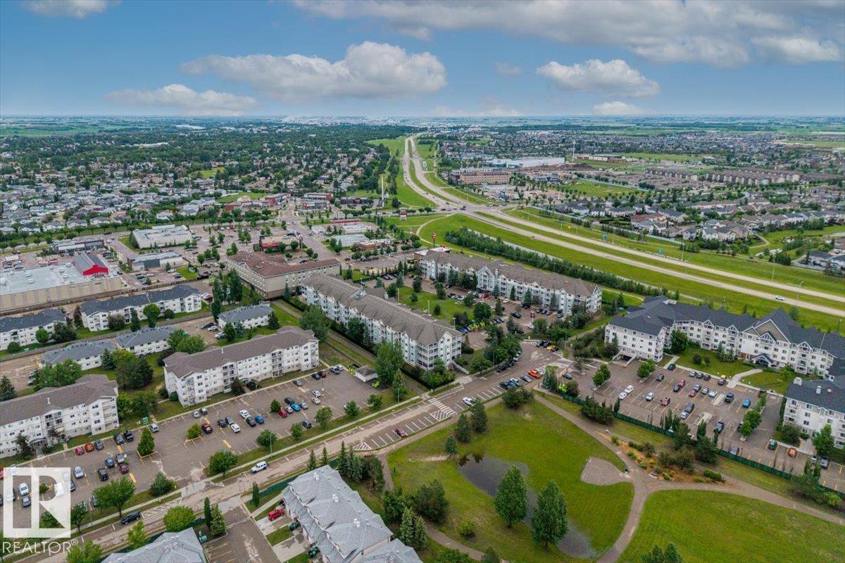 #245 50 WOODSMERE - 29