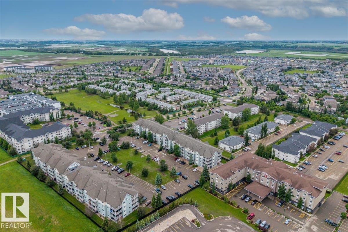 #245 50 WOODSMERE - 31