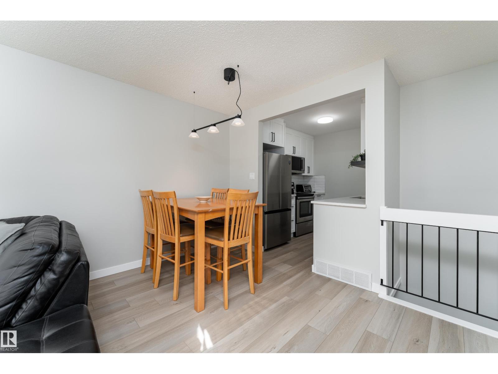 1164 KNOTTWOOD RD E NW — photo 13