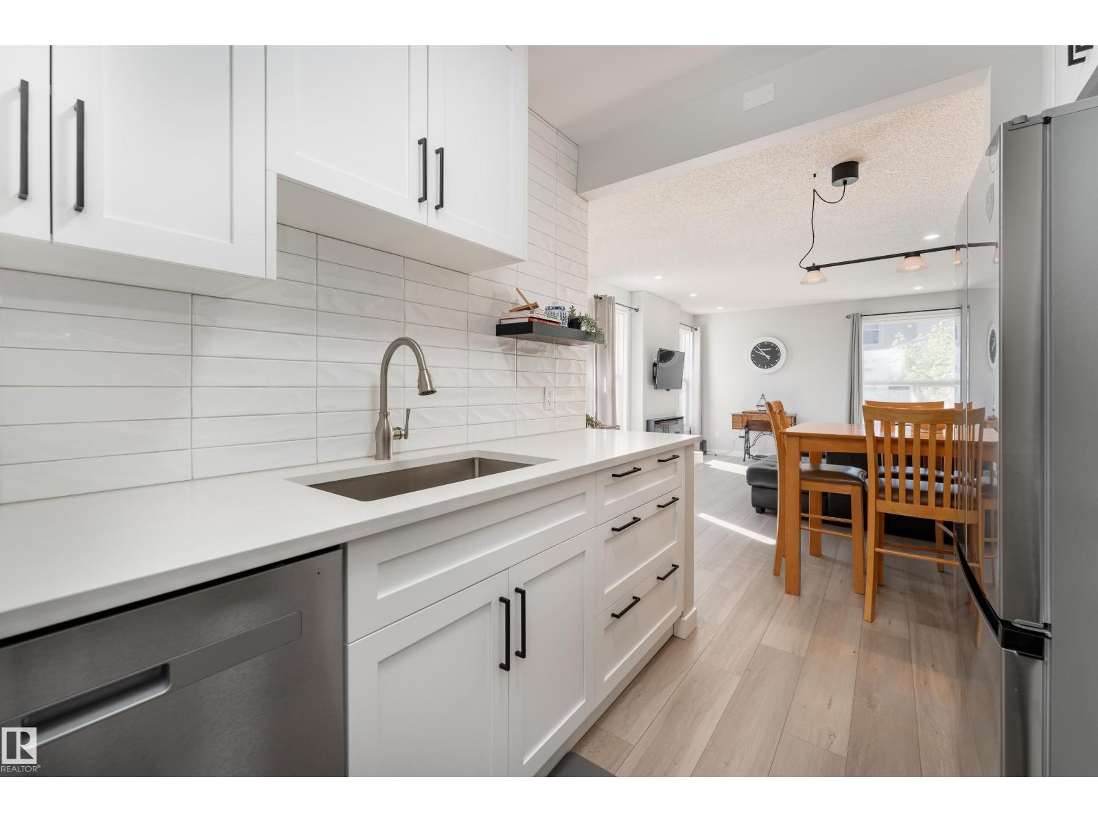 1164 KNOTTWOOD RD E NW — photo 17