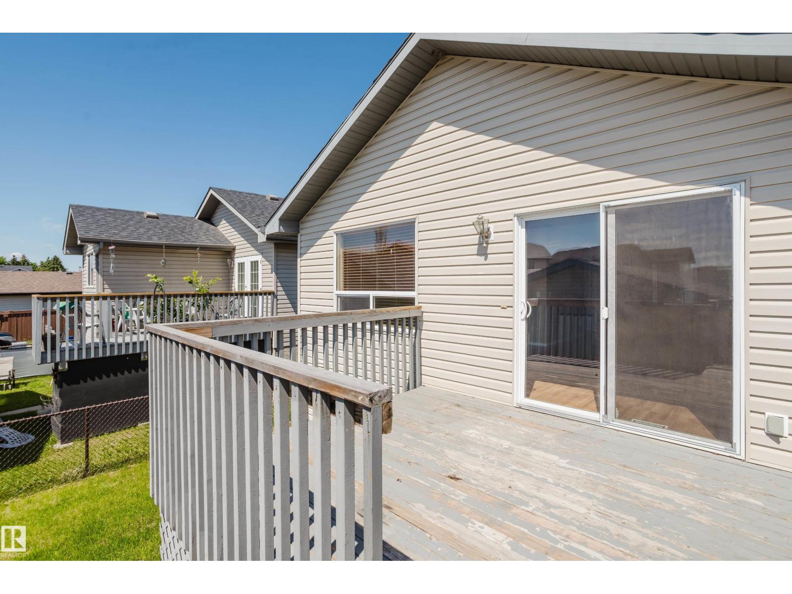 4610 SOUTH PARK DR — photo 35